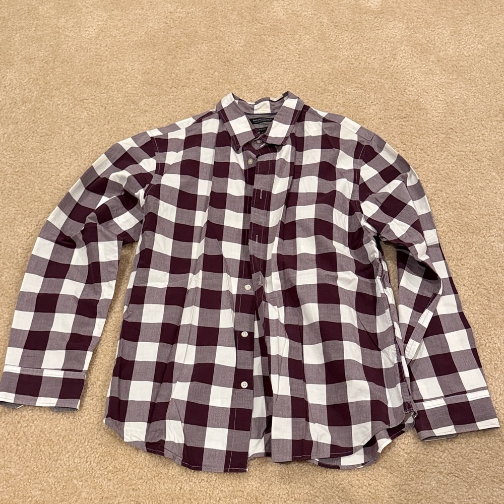 Banana Republic Burgundy and White Buffalo Check Button-Down Shirt